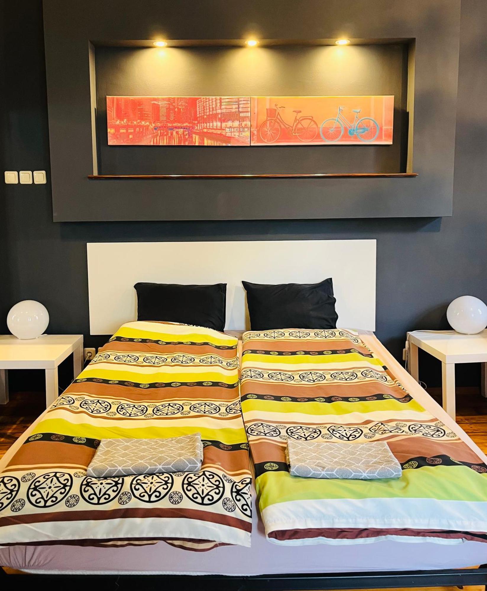 Lovely Place Apartemen *