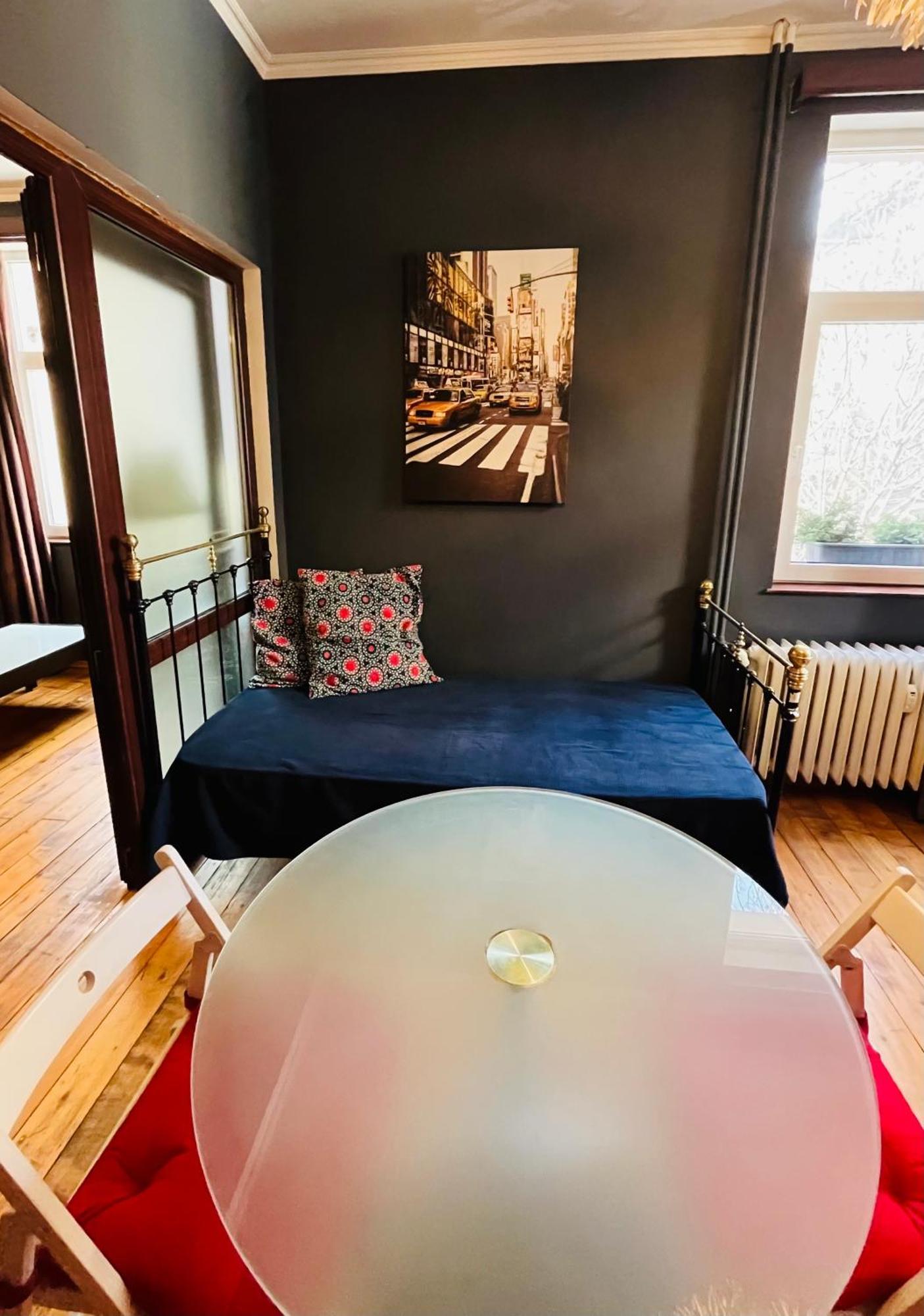 Apartemen Lovely Place