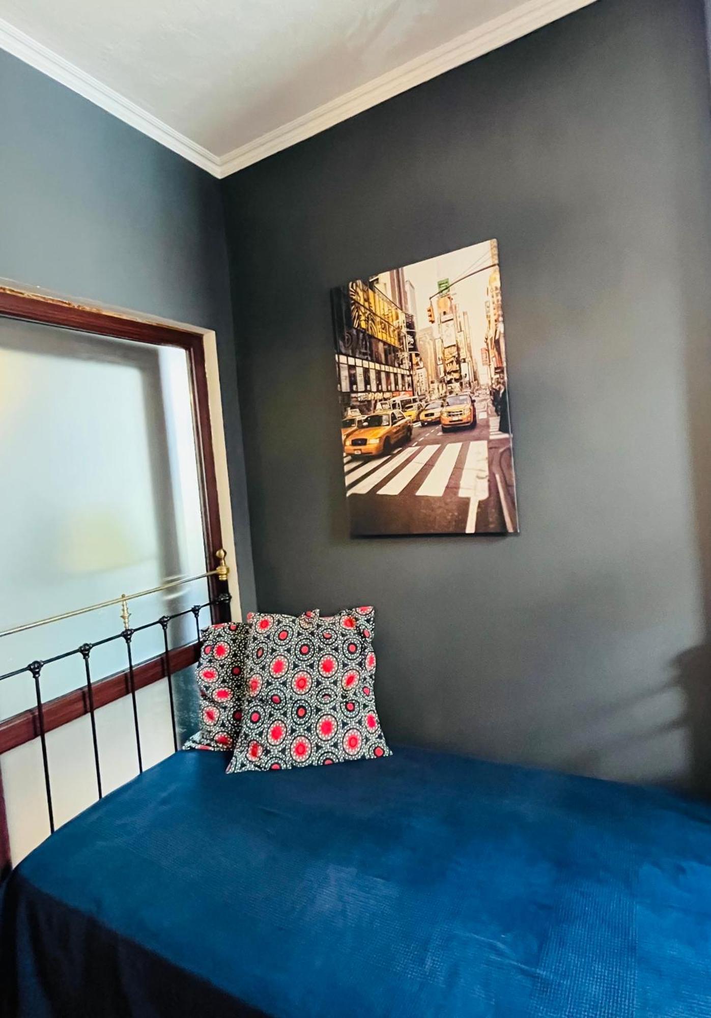 Lovely Place Apartemen